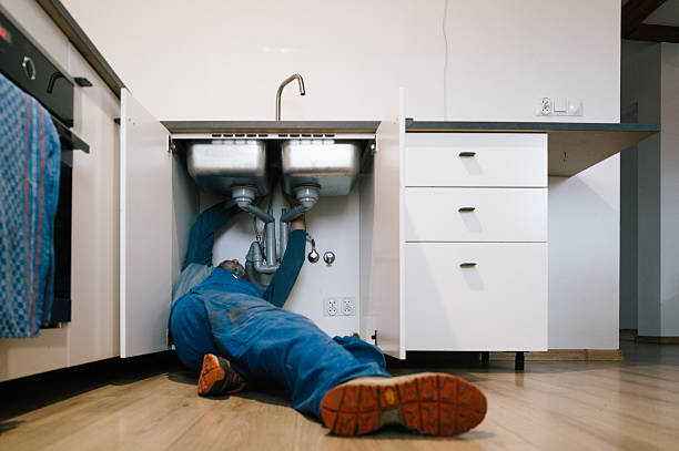 Professional Drain Cleaning technician working in Samaria, MI